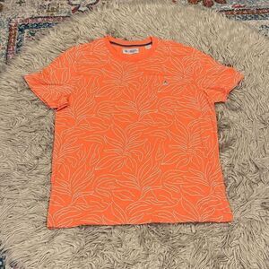 Penguin tshirt size XL